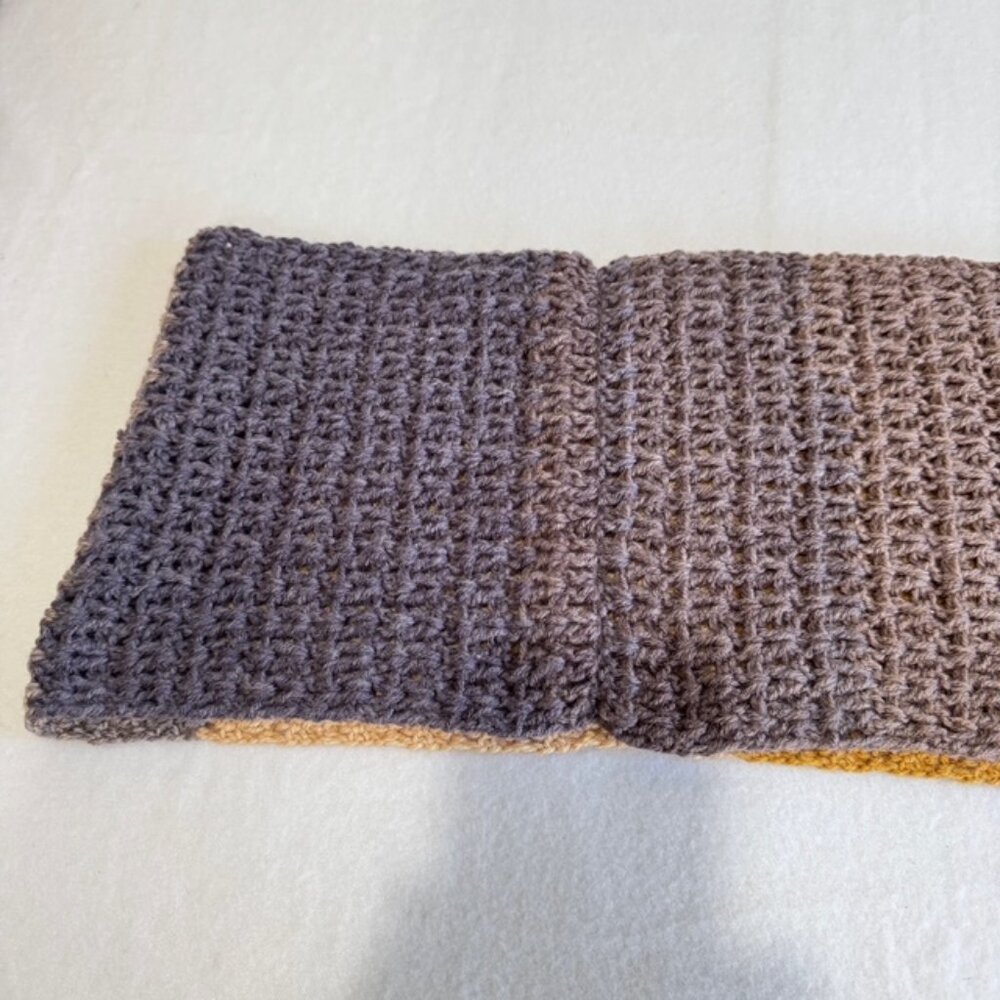 HANDMADE Crochet V-Stitch Infinity Scarf NWT One of a Kind - Picture 11 of 14